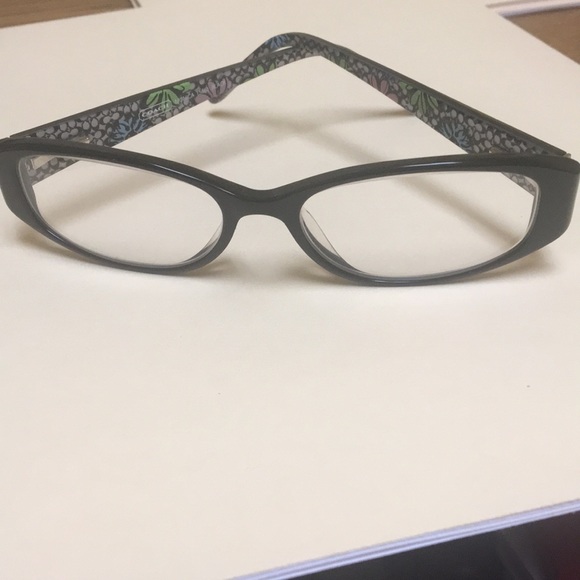 Coach glasses with coach case - Picture 3 of 3